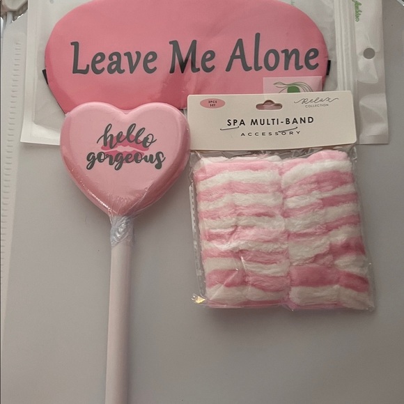Daiso Accessories - Daiso Pink and White Spa Multi-Band